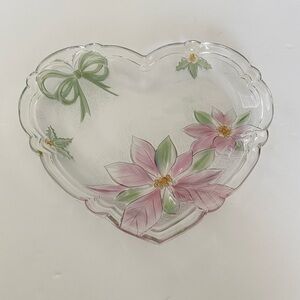 Vtg Savoir Vivre Crystal Heart Shape Poinsettias Christmas Serving Platter 12.5”